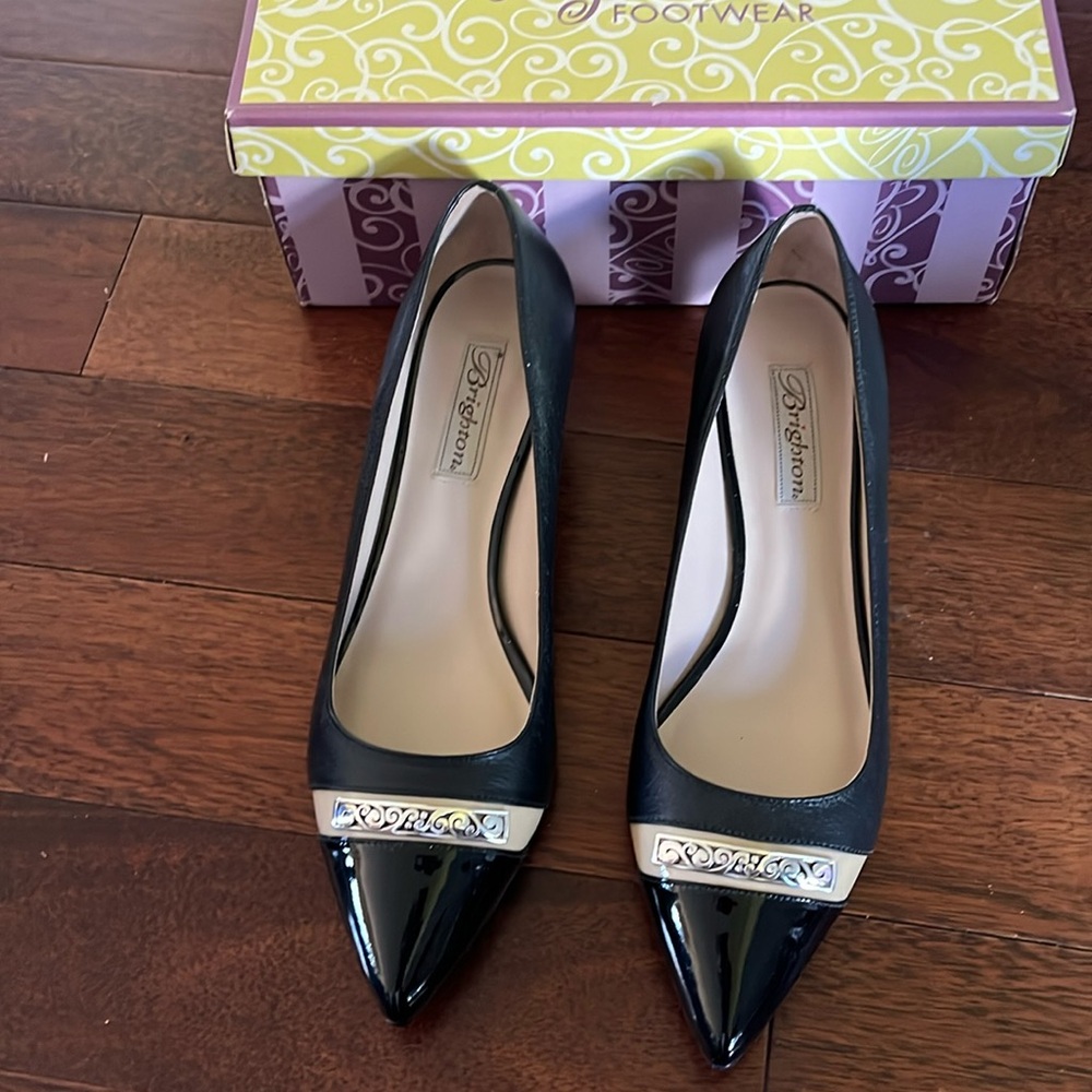 Brighton dress shoe size 9.5 M